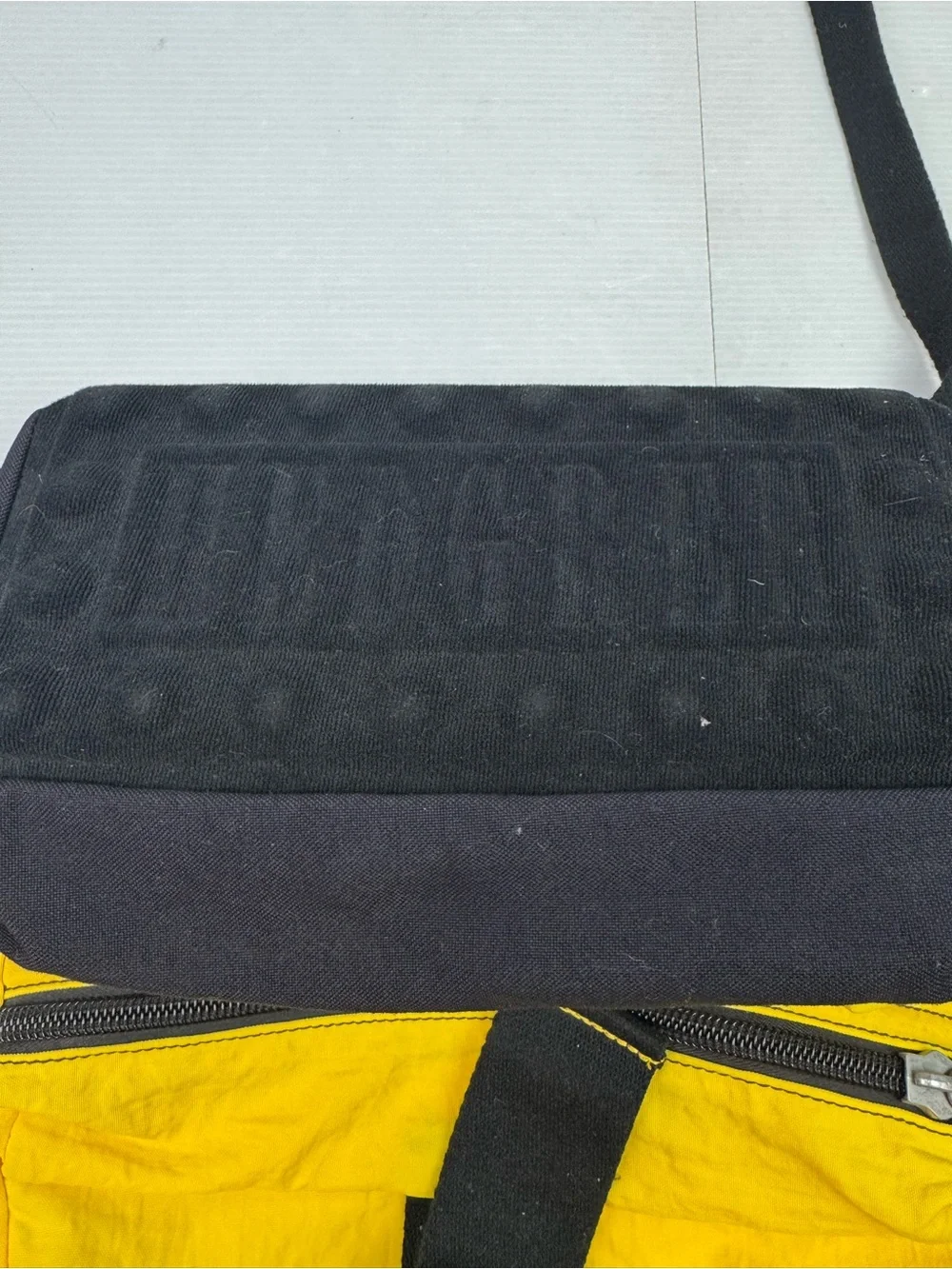 Hedgren adjustable plastic